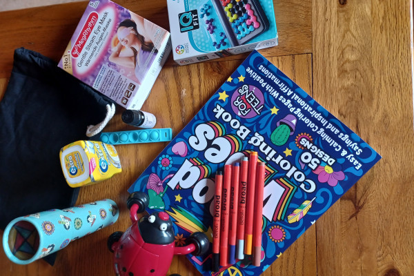 https://www.middletownautism.com/social-media/calm-kit-for-teenagers-6-2025
